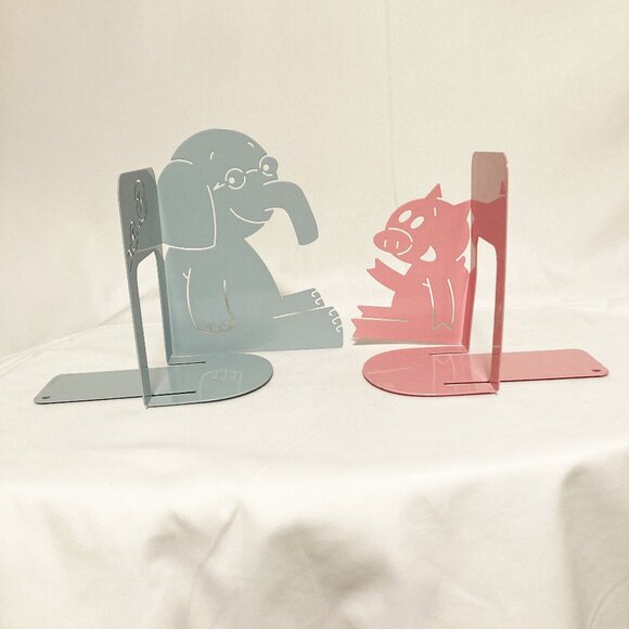 Elephant & Piggie Bookends Blue Pink Mo Willems Childs Decor Kids Display - Picture 1 of 9
